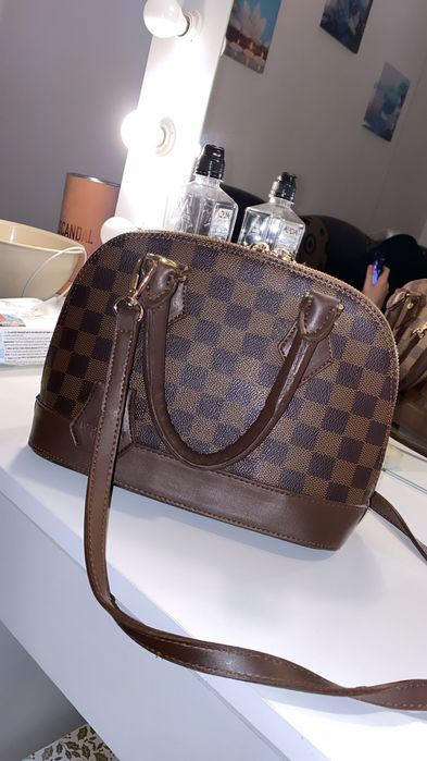 FOR SALE ! Geantă LV