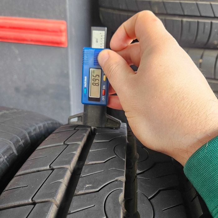 2 летни бусови гуми 195/70R15C Semperit Van-Life 2 104/102S DOT4922
