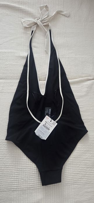 Costum.de baie Zara,marimea Xs,nou,cu eticheta