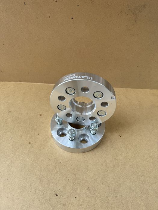 Фланци за джанти 5х100 54.1 и 4х100 Daihatsu Kia Mazda Suzuki Hyundai