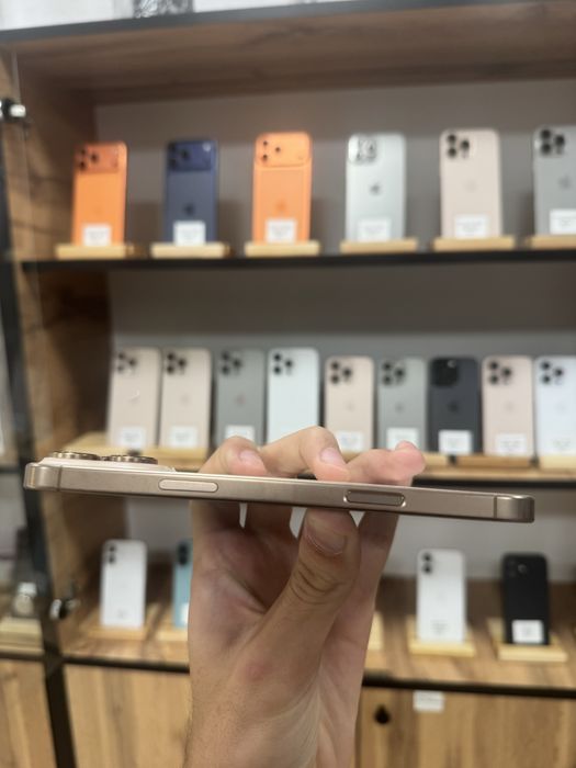iPhone 16 Pro Max