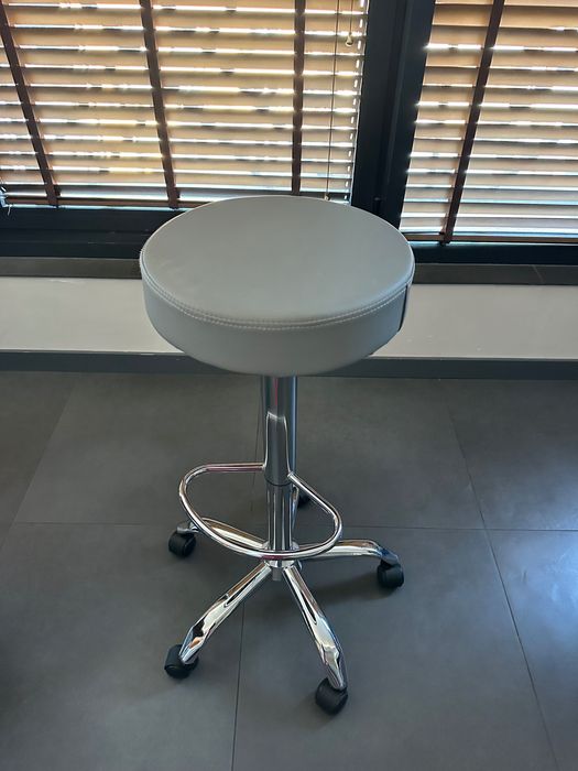 Бар Стол на колелца (хром) + 24м гаранция и безплатна доставка