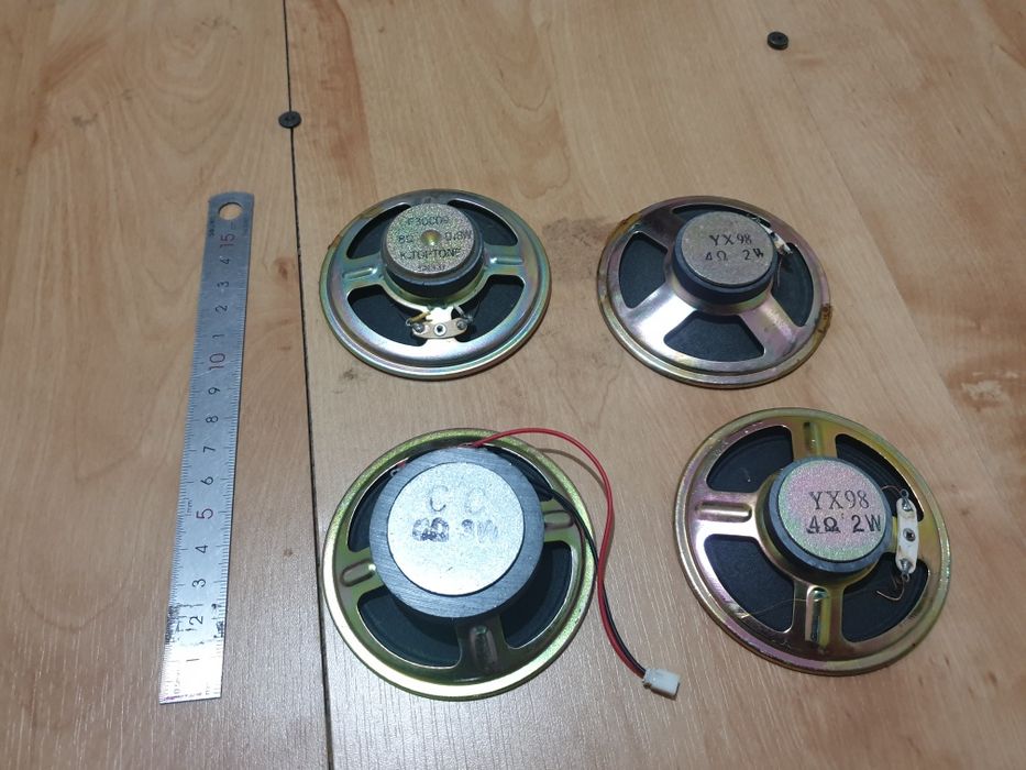 Динамиклар сотилади, хаммаси