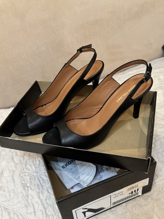 Италиански дамски сандали