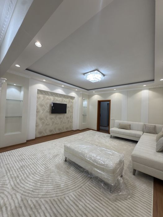 Chilonzorni eng zur joylaridan birida joylashgan uy sotiladi