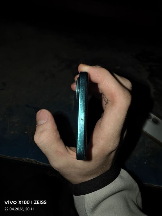 Продам vivo v40 lite