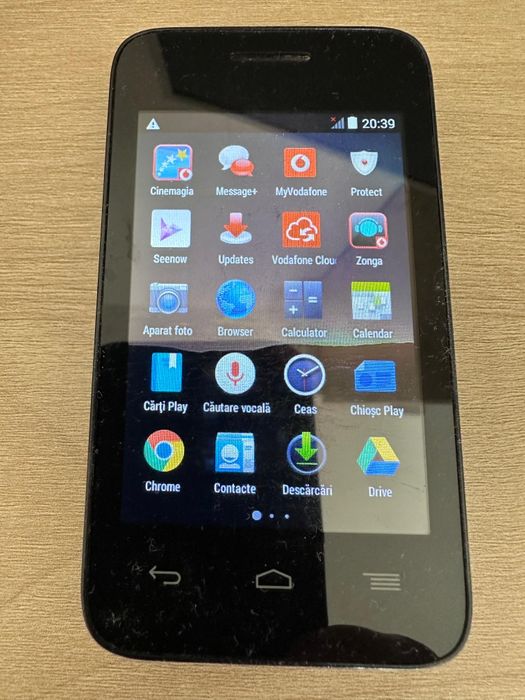 Telefon Vodafone VF785