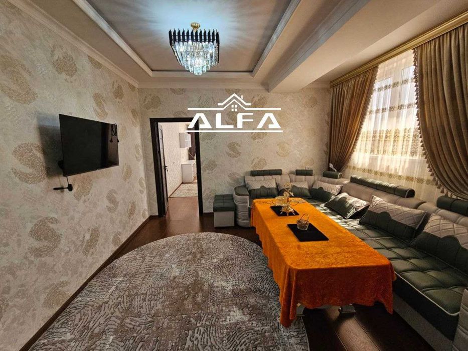 kvartira uy xonadon sotiladi 3 xonali qilingan 95m² 8-qavat.