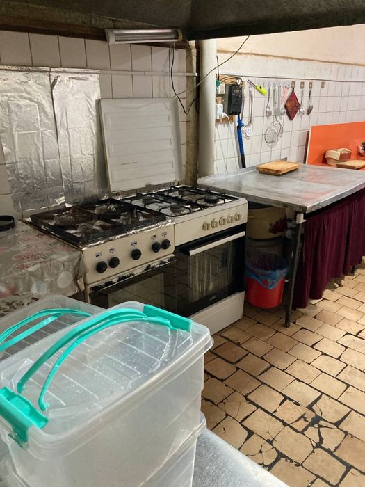 Oshxona sotiladi arendaga beriladi