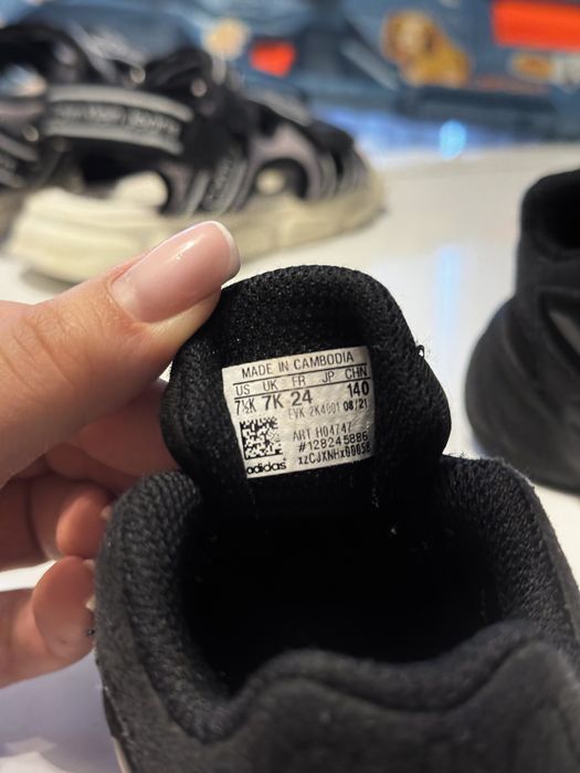 детски обувки calvin klein и adidas