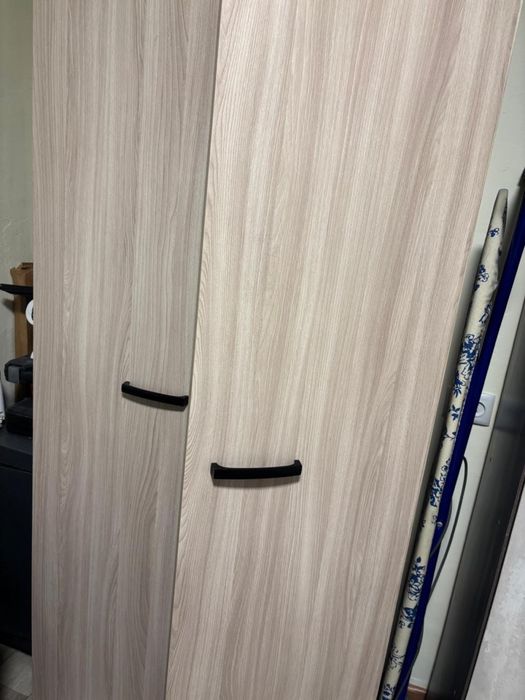 Шифоньер, шкаф 160см * 209 см