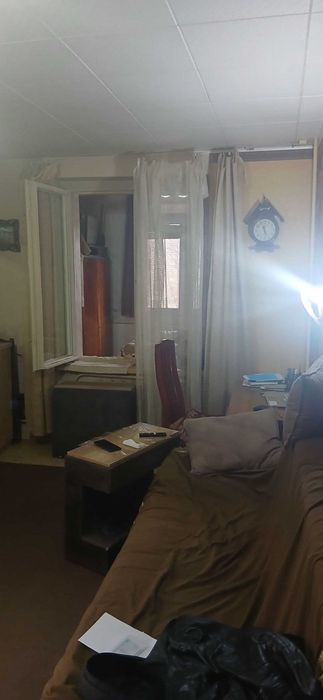 Продаётся Чиланзар 25 квартал квартира  1*2/3/5  балкон 2*6 42 кв.м.