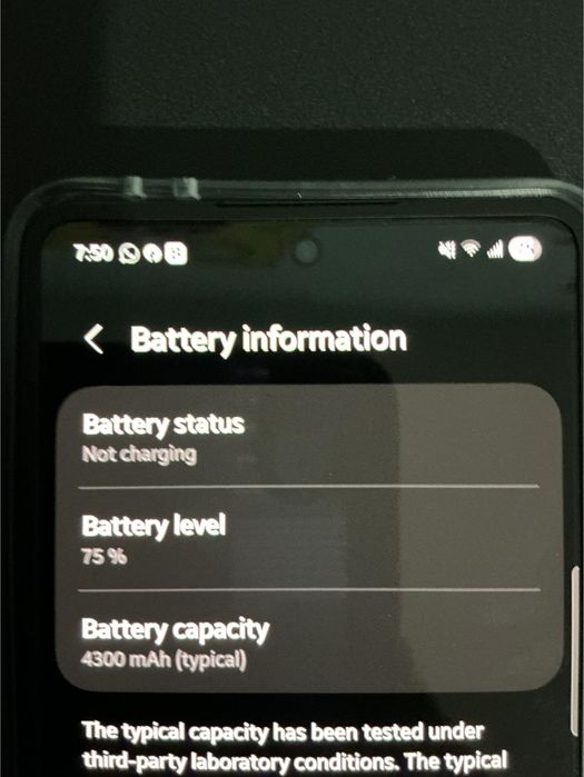 Vând sau schimb Samsung Z Flip 7