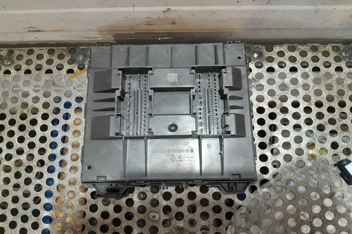 Modul confort 6R0937086B 6R0937086B Seat Ibiza 4 6J [2008 - 2012] Hat