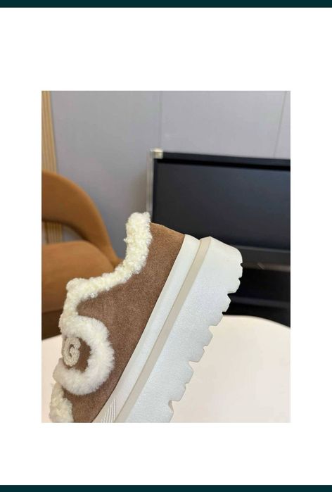 Продам угги женские
