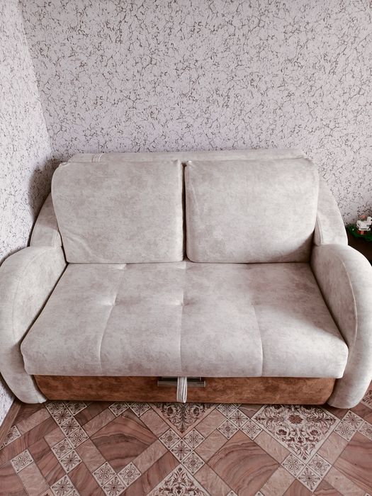 Диван подростковый.