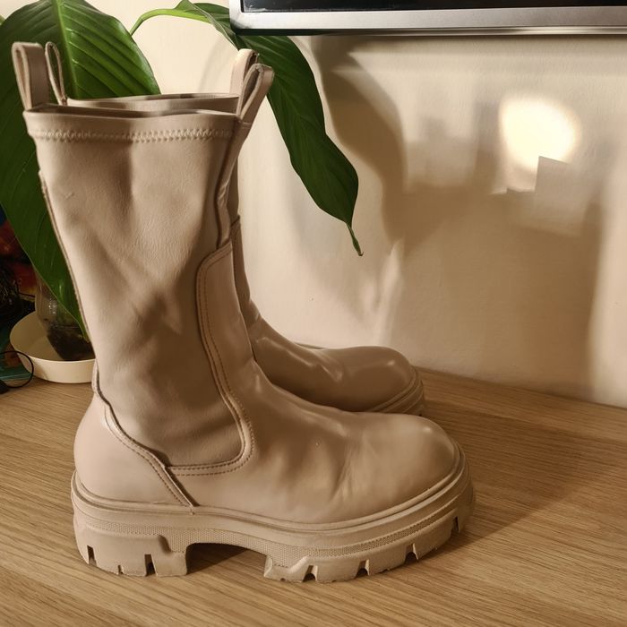 Ghete bej H&M 38