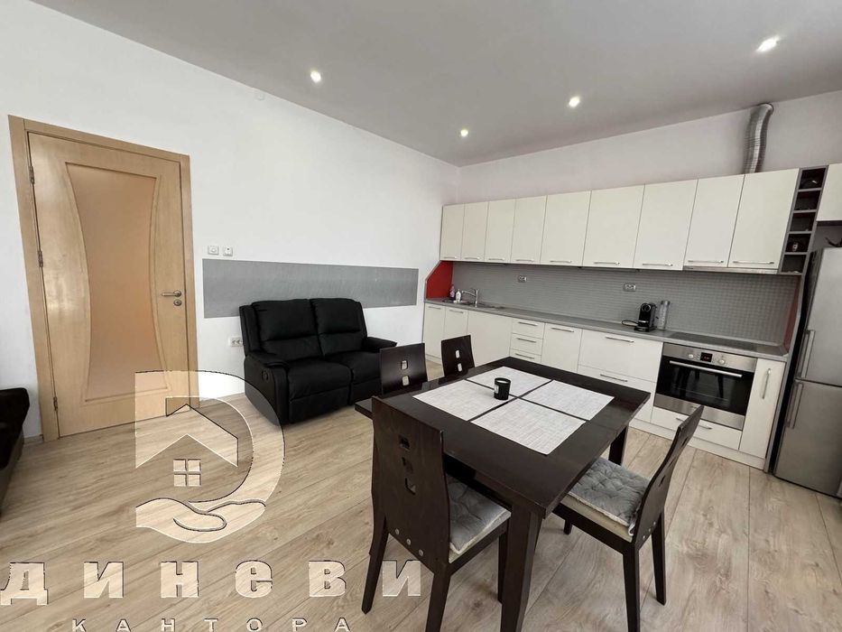 Продава се Етаж от къща в Стара Загора, Кольо Ганчев - 100 кв.м за 1100 €/кв.м - Снимка #2