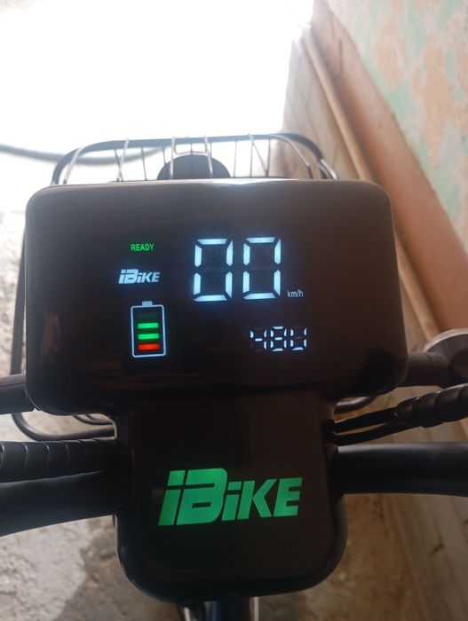 Elektroni velik sotiladi