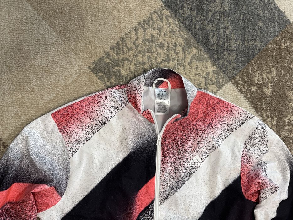 Дамско горнище Adidad