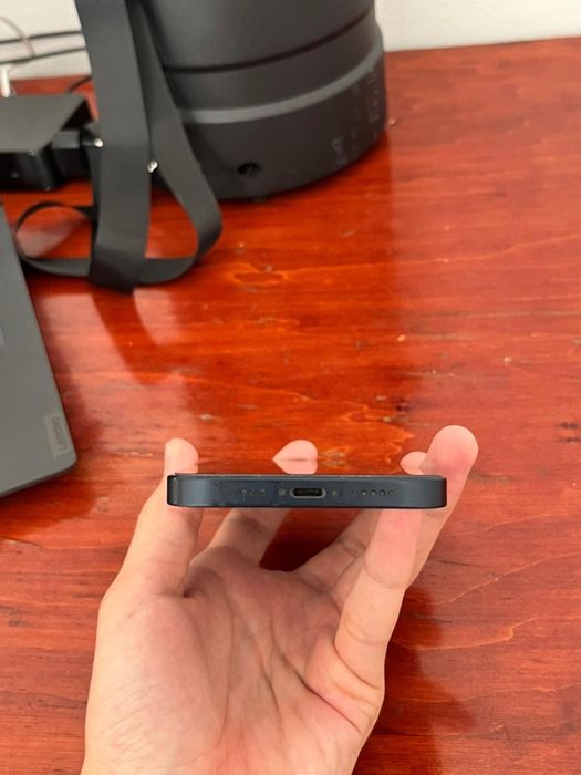 Продаеться айфон 13