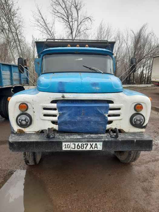 Zil sotiladi moskovski