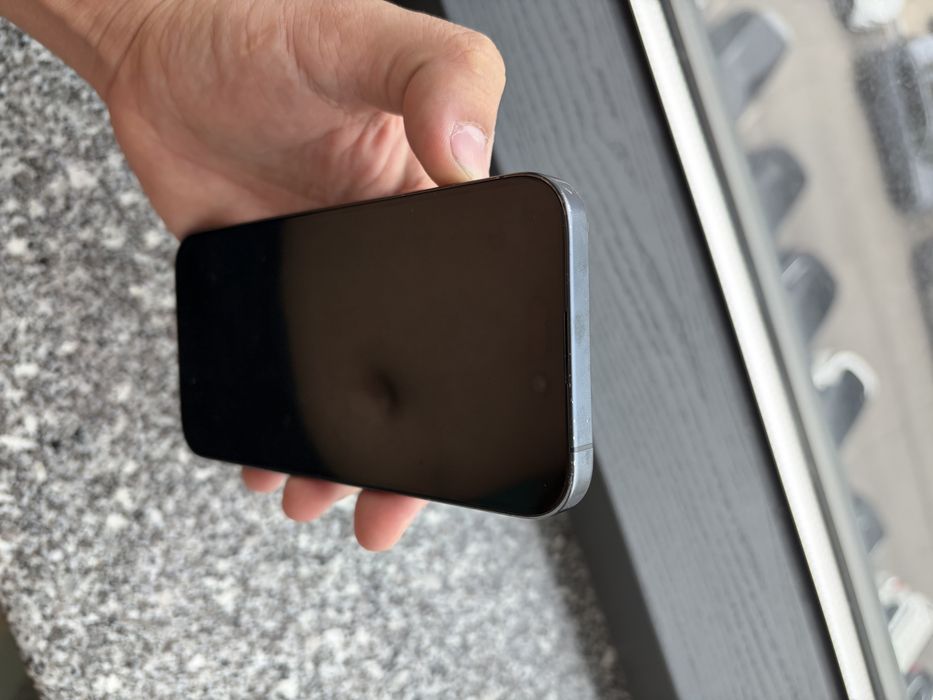 iPhone 15 pro 512 gb