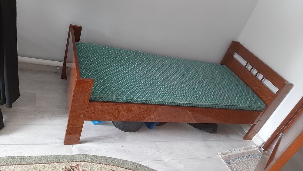 Продам б/у кровать