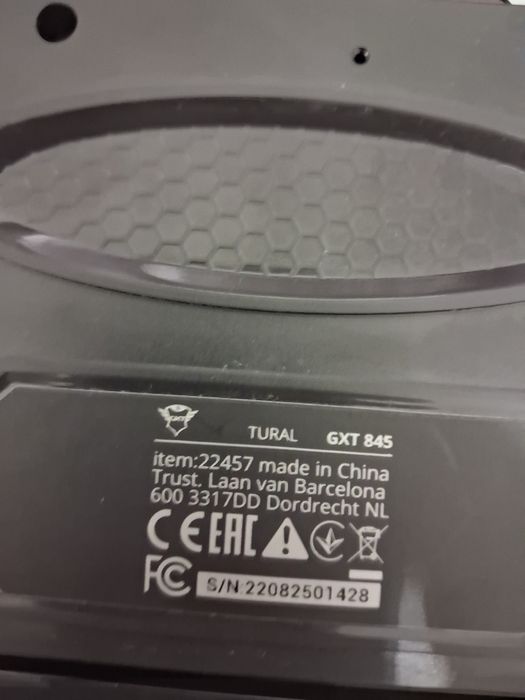 Tastatura gata si mouse gata stare foarte bună