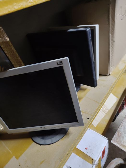 Сатылатын заттар бағасымен