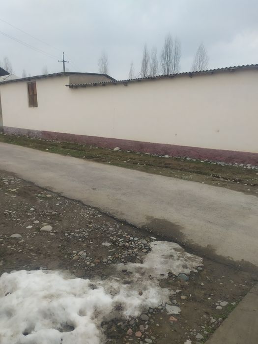 Уй сотилади 1 200 м2