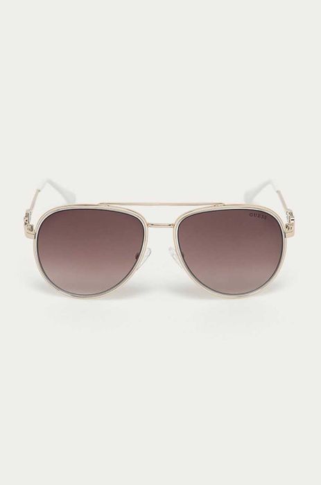 Оригинални дамски слънчеви очила Guess -45%