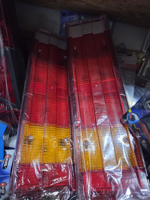 Stopuri spate remorcă / camion – noi, model universal