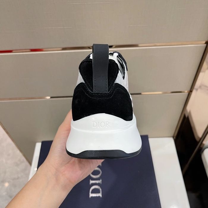 CD B30 Black/White