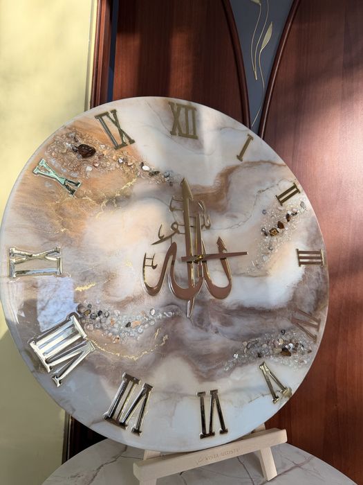 Часы из эпоксидной смолы!