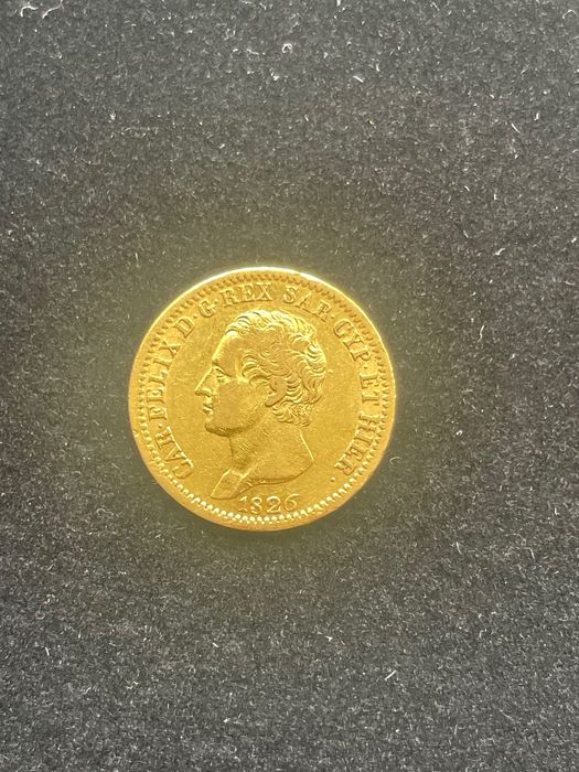 Златна монета 21,6 карата.