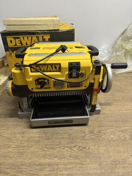 Продам рейсмус Dewalt dw735