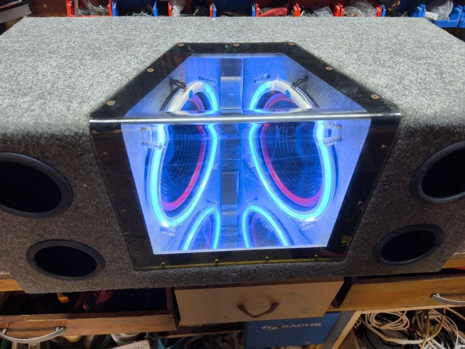 Субуфер  за кола