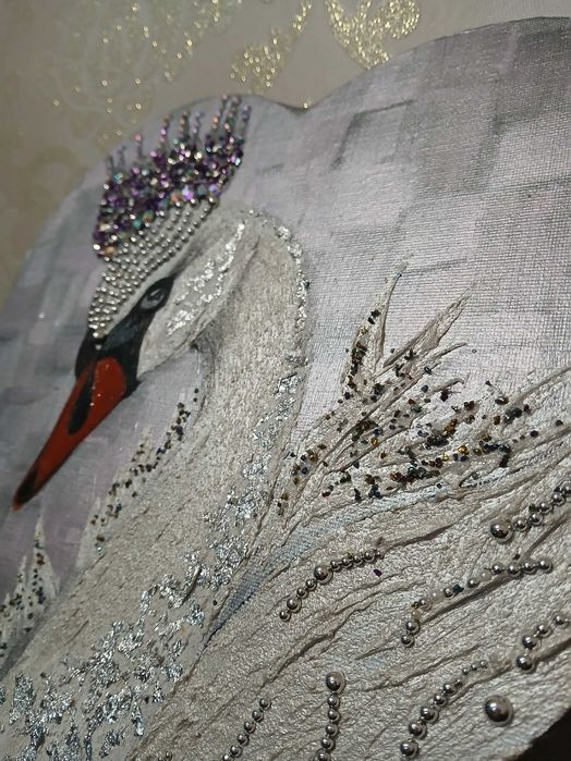 Картина с лебед за влюбени