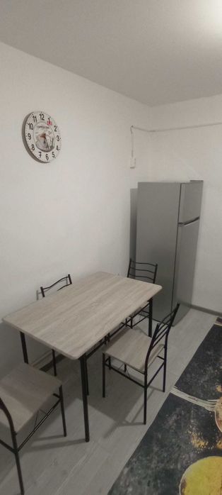 inchiriez garsoniera ultracentral