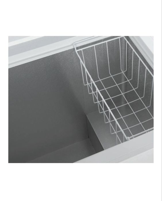 Морозильник Hisense