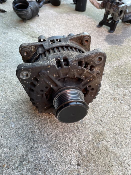 Alternator VW Passat b6 b7 CC golf 5 DSG 14 V  180 A / 120 A