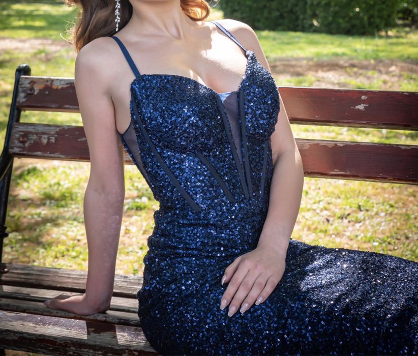 Бална рокля