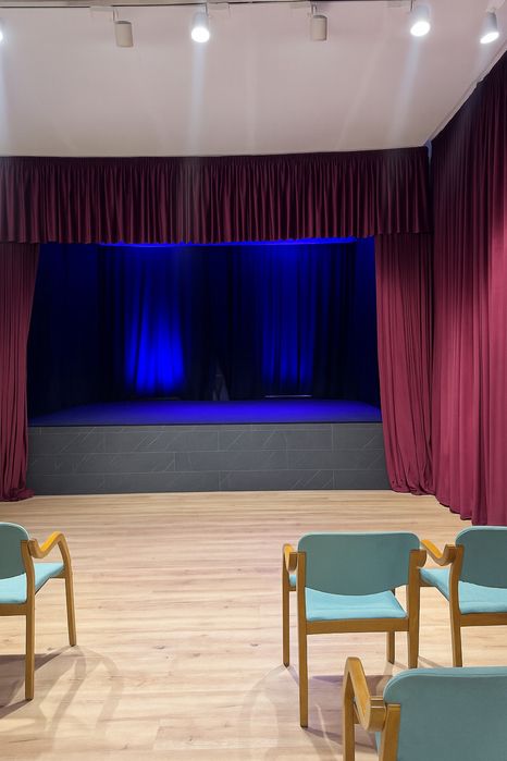Închiriere Sala de Spectacole/Evenimente-complet utilata-Zona MegaMall