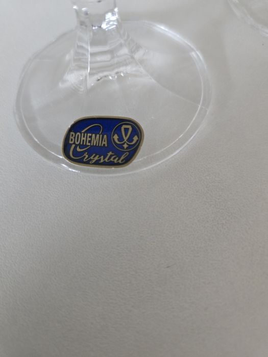 Продам бокалы из чешского стекла