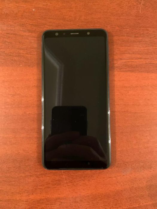 Samsung a7  ideal  64 gb srochna sotilad