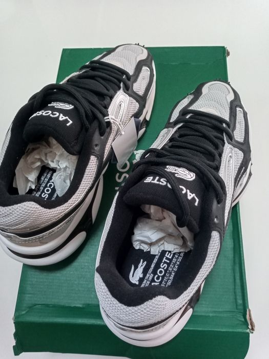 Lacoste pentru bărbați, originali și nou-nouti.