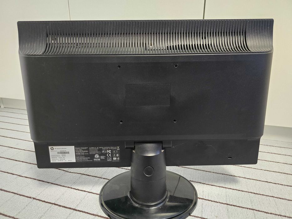 Monitor HP 900p (1600×900) rezolutie 60Hz 20"inch HD+ cu porturi VGA si DVI-D