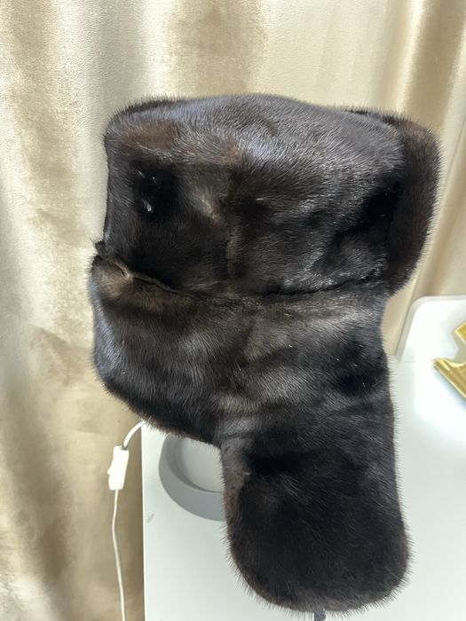 Продам финскую норковую шапку-ушанку