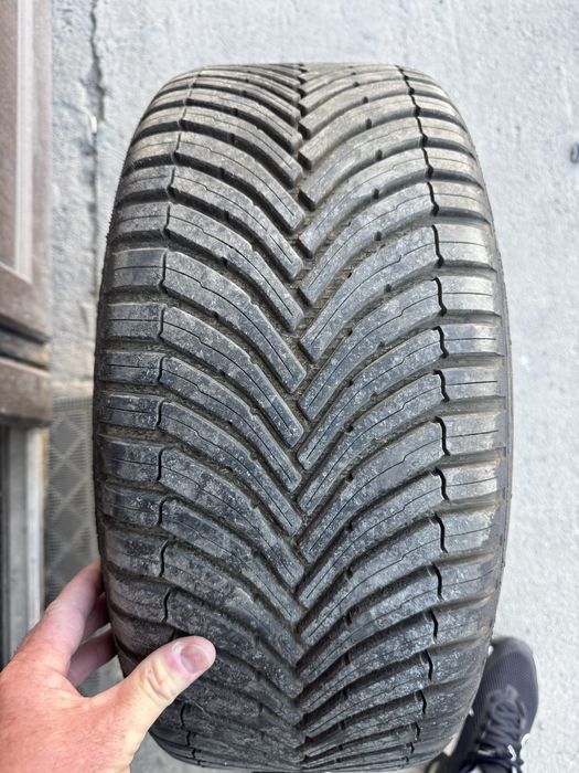 225 40 18 Noi Bridgestone